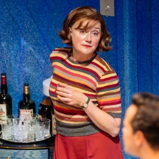 NTL 2019 Present Laughter - Photograph by Manuel Harlan 091