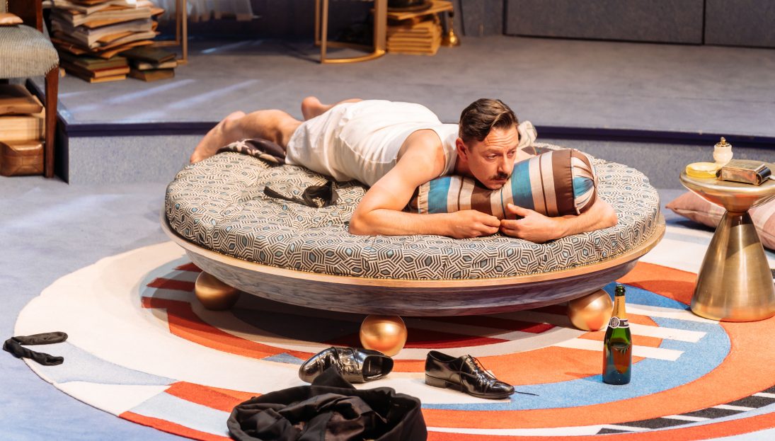 NTL 2019 Present Laughter - Photograph by Manuel Harlan 115