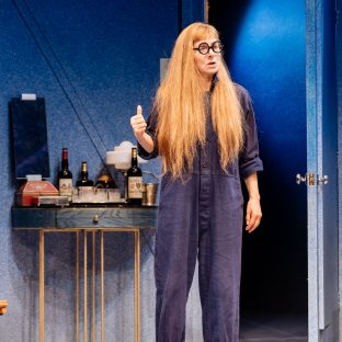 NTL 2019 Present Laughter - Photograph by Manuel Harlan 246