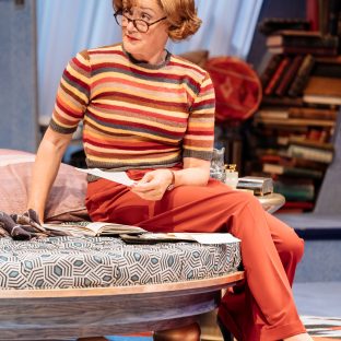 NTL 2019 Present Laughter - Photograph by Manuel Harlan 250