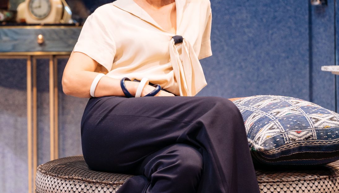NTL 2019 Present Laughter - Photograph by Manuel Harlan 279