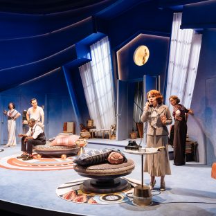 NTL 2019 Present Laughter - Photograph by Manuel Harlan 389