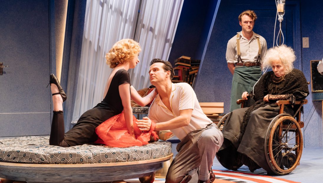 NTL 2019 Present Laughter - Photograph by Manuel Harlan 402